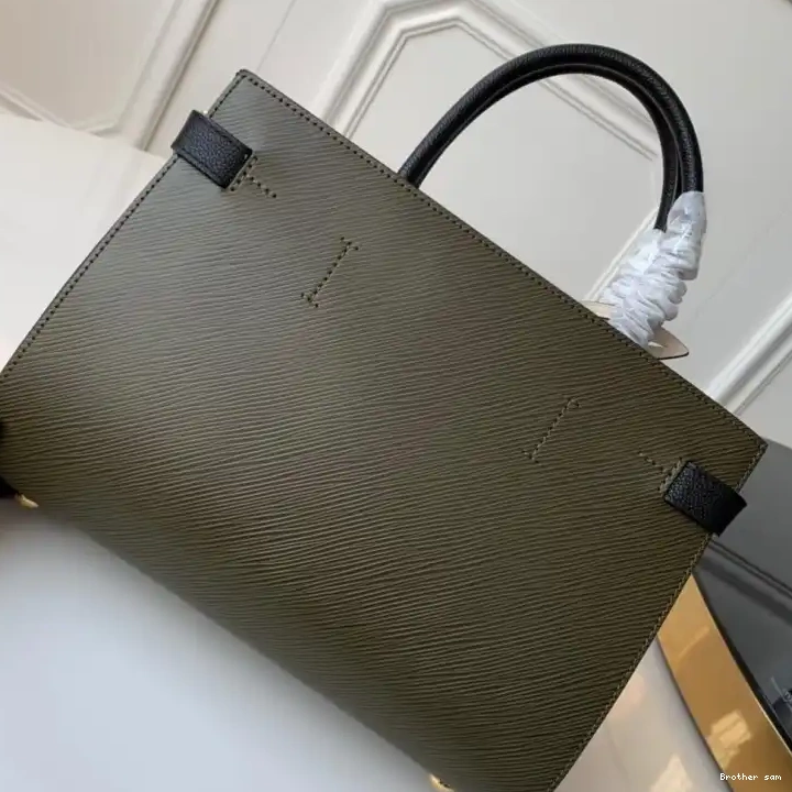 Brother sam LV Bags 19B5790100 0825
